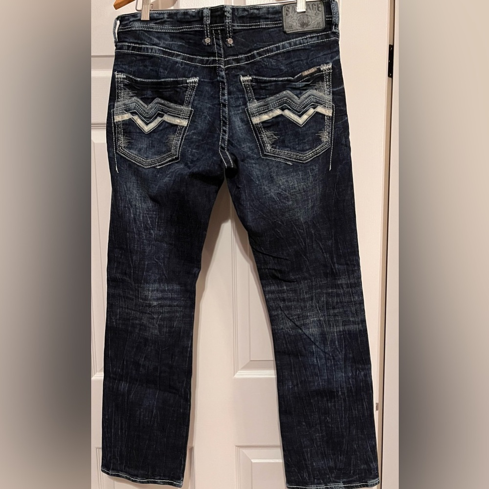 Men’s Salvage LA, 34R jeans from The Buckle. Great condition.Smoke-free home.